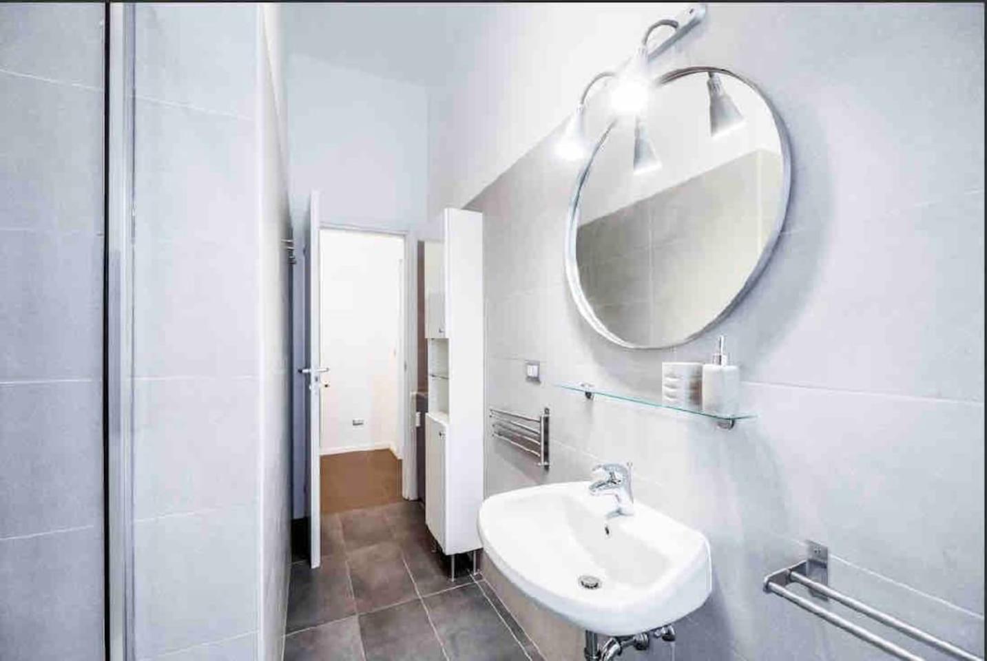 Nice Suite In Citta' Studi Milan Luaran gambar